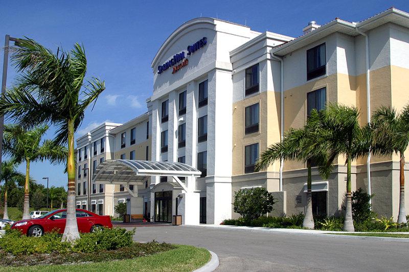Springhill Suites Fort Myers Airport Екстериор снимка
