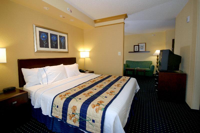 Springhill Suites Fort Myers Airport Екстериор снимка